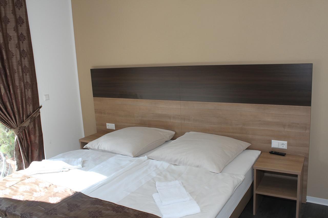Hotel Pizzeria Da Beni Kochersteinsfeld Экстерьер фото